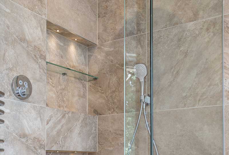 Walk-in Shower Tray Sizes and Buying Guide